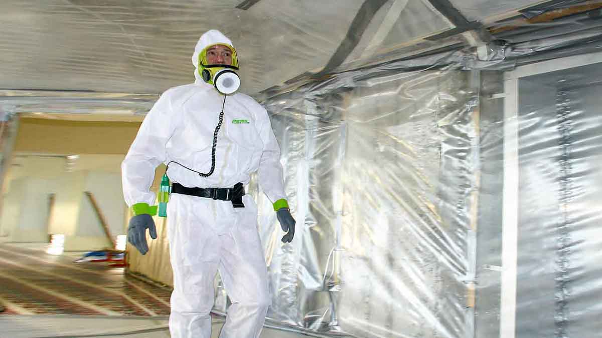 toronto asbestos removal services inside warehouse for remedation