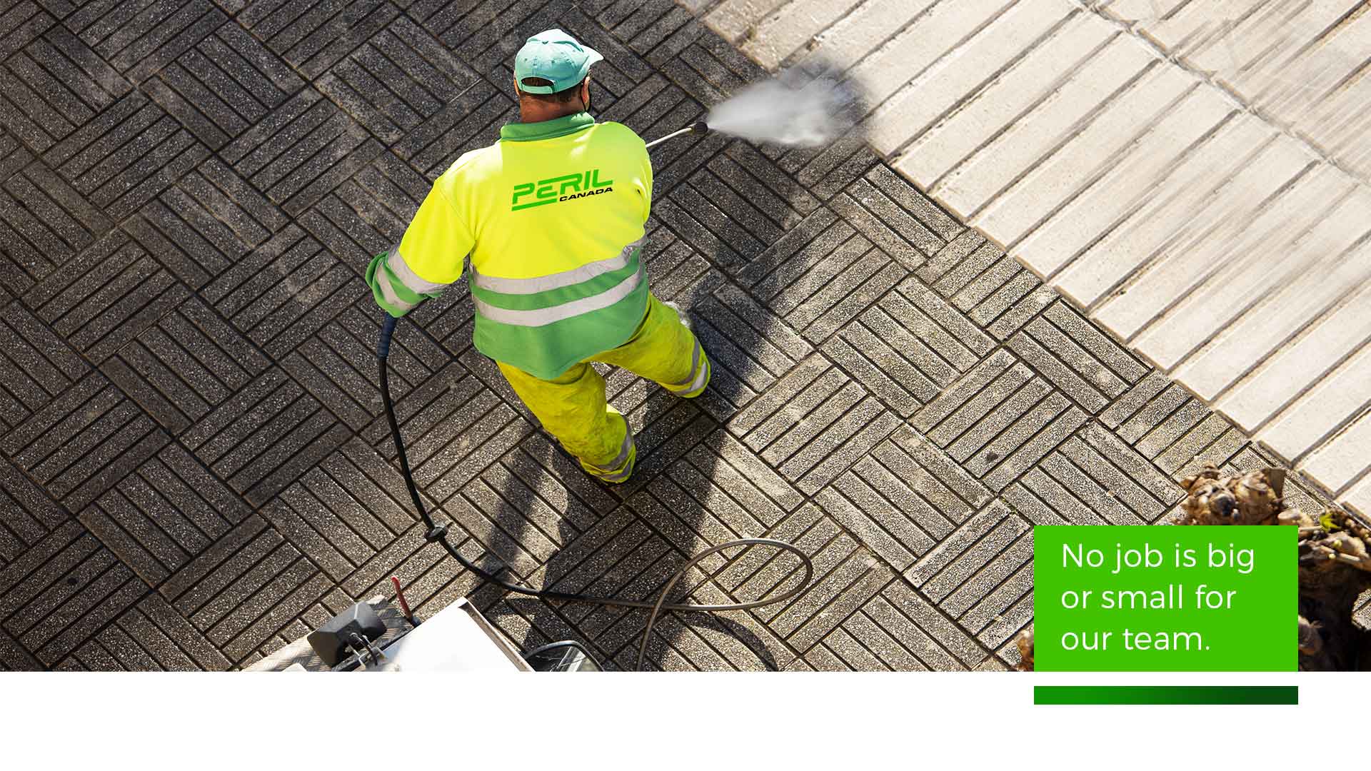 commercial Cleaning team cleaning office building in toronto